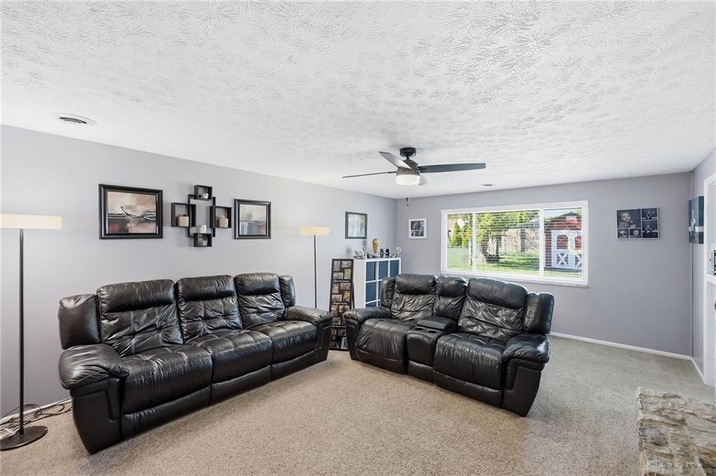 4867 Arrowhead Property Photo 4