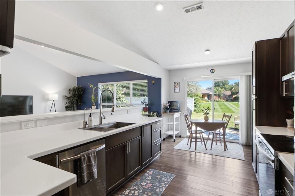 904 Sunset Property Photo 17