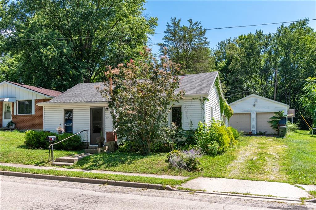 847 E 3rd Property Photo 5