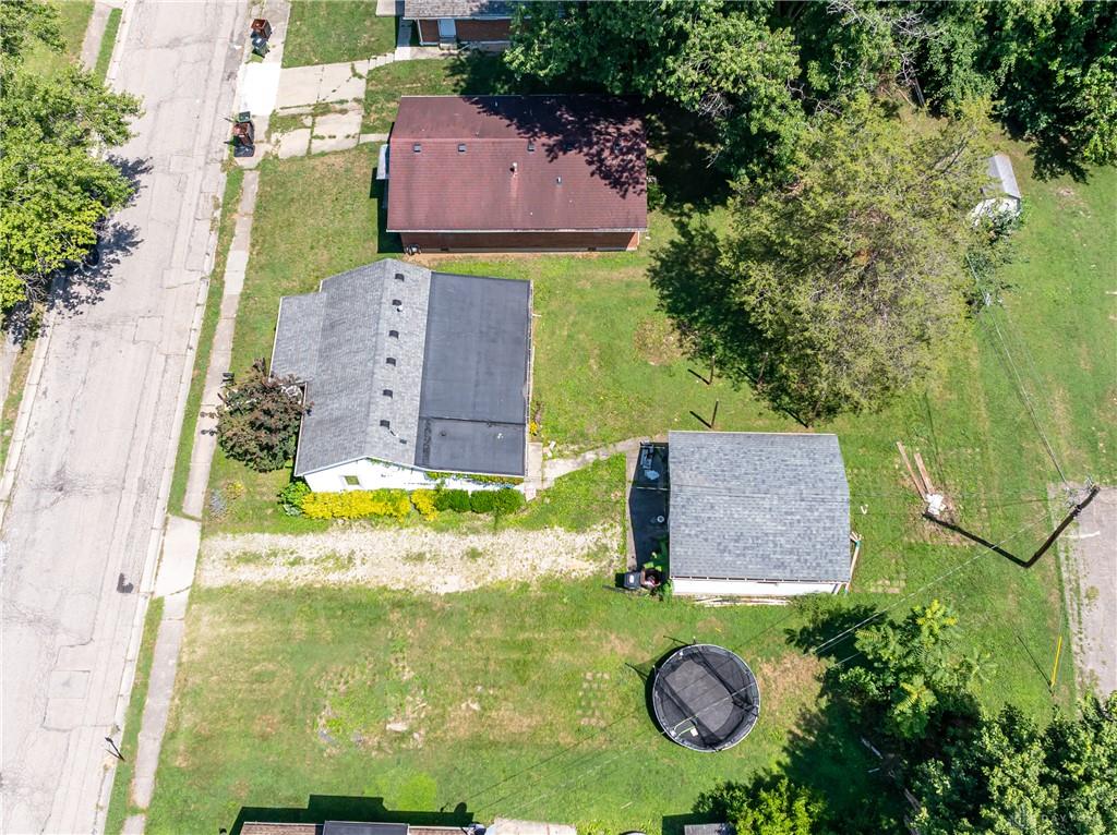 847 E 3rd Property Photo 12