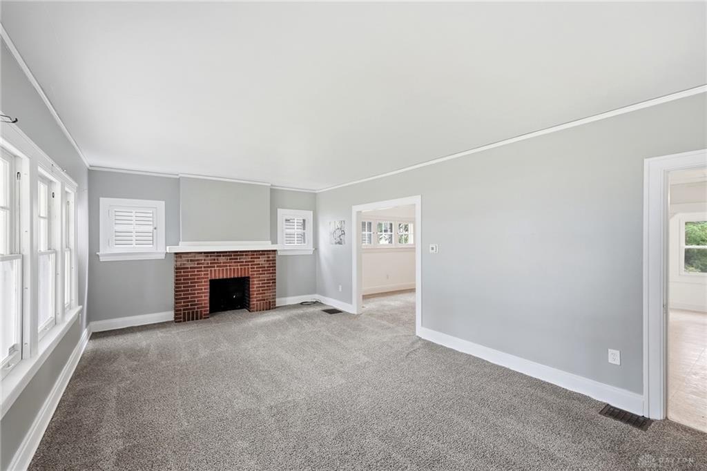 632 Yale Property Photo 4