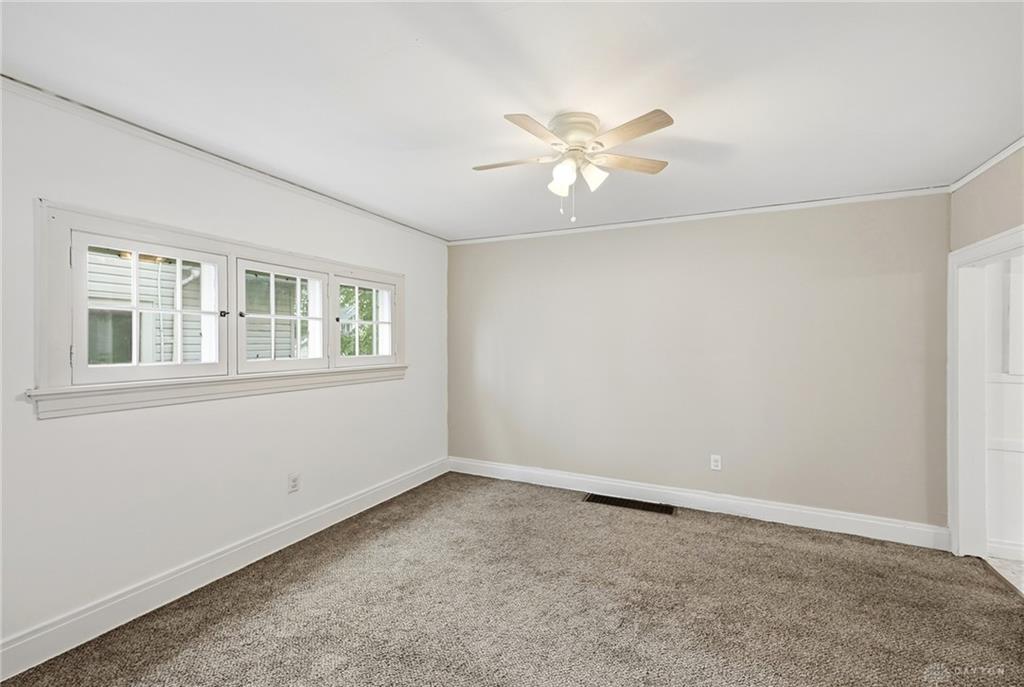 632 Yale Property Photo 5