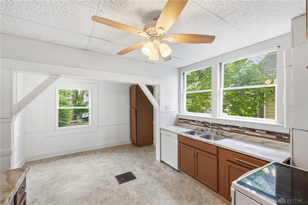 632 Yale Property Photo 8