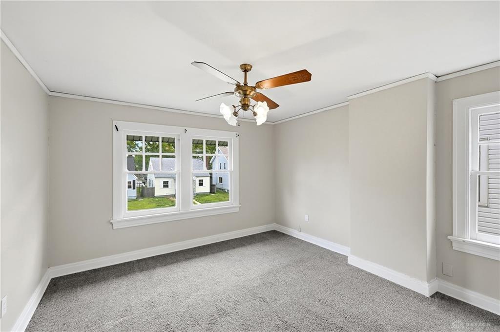 632 Yale Property Photo 16
