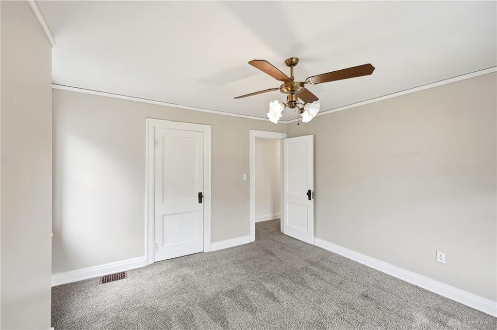 632 Yale Property Photo 17