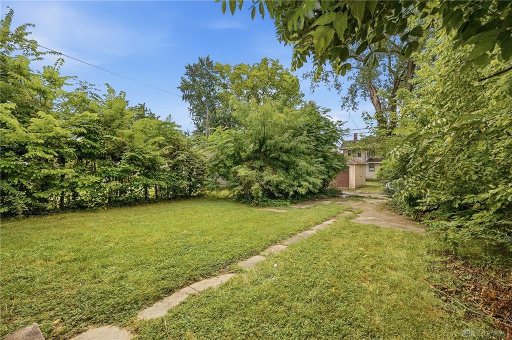 632 Yale Property Photo 23