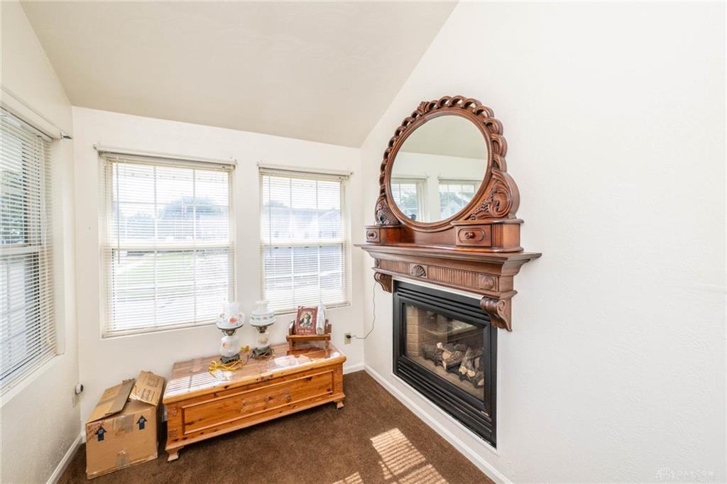 956 Chelsea Property Photo 13
