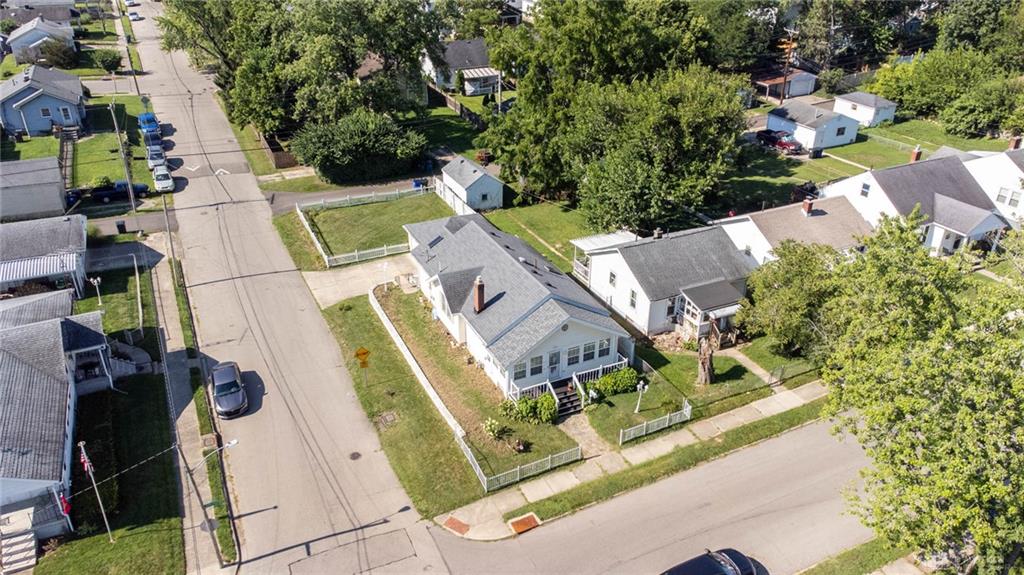 956 Chelsea Property Photo 37