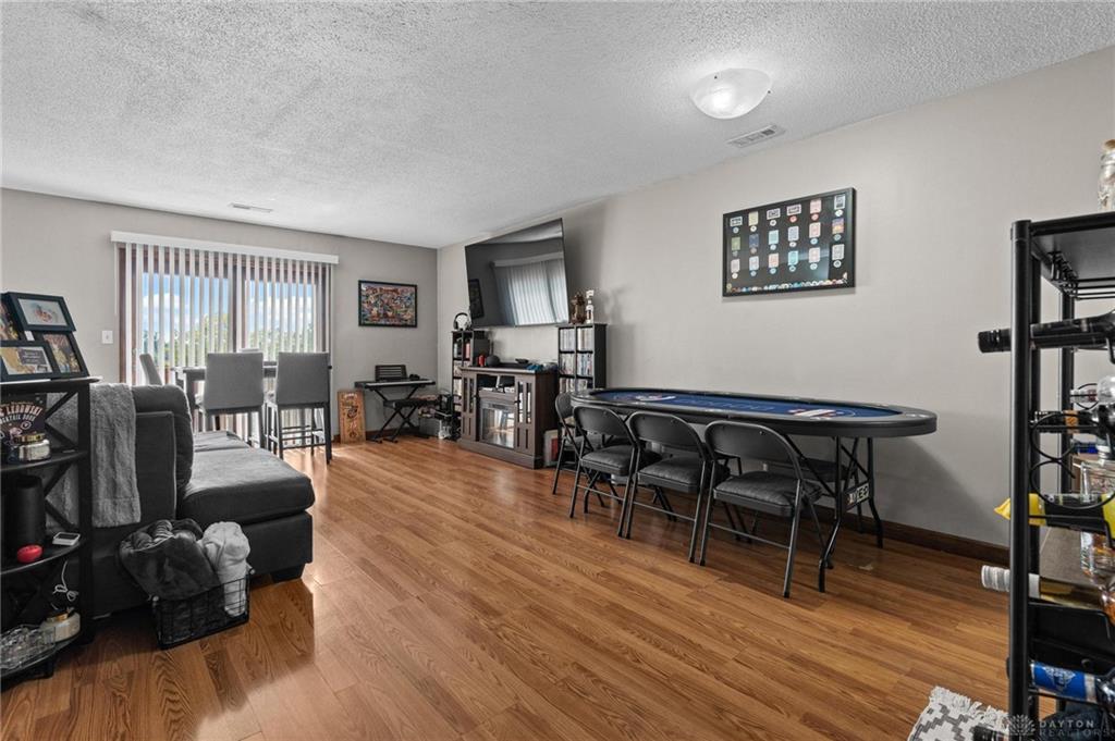 7827 Port Property Photo 4