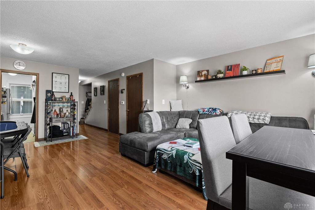 7827 Port Property Photo 7