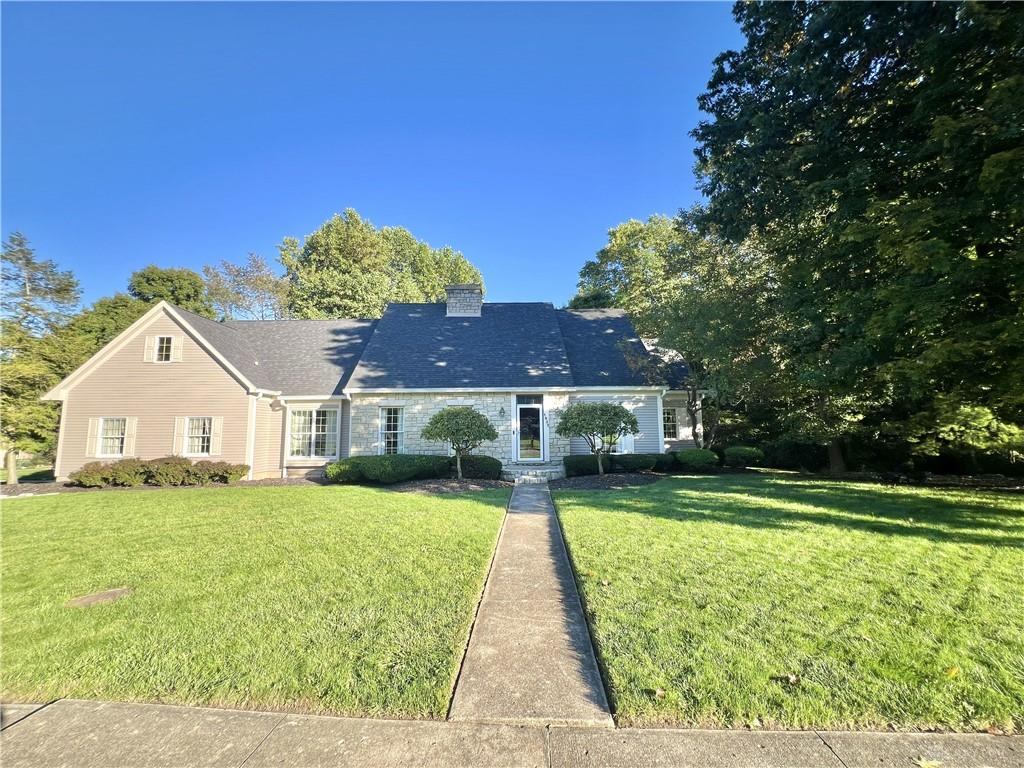1033 E Parkwood Property Photo 1