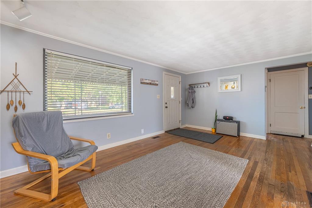 928 S Broadview Property Photo 2