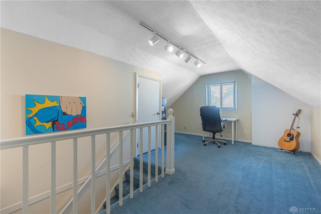 928 S Broadview Property Photo 18