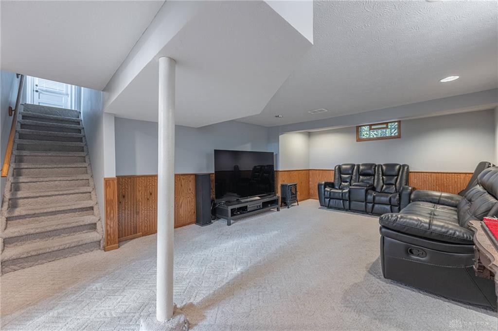928 S Broadview Property Photo 21