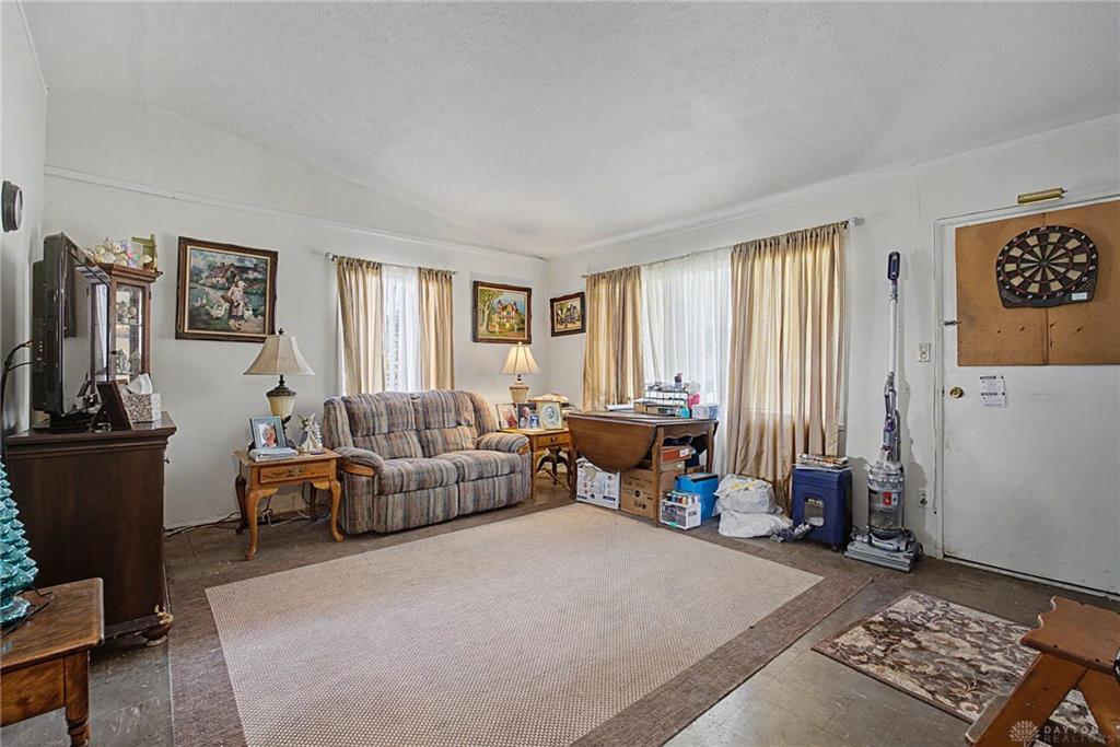 765 Seibert Property Photo 6