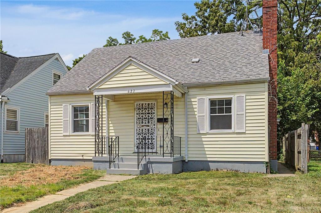 627 Yale Property Photo 2