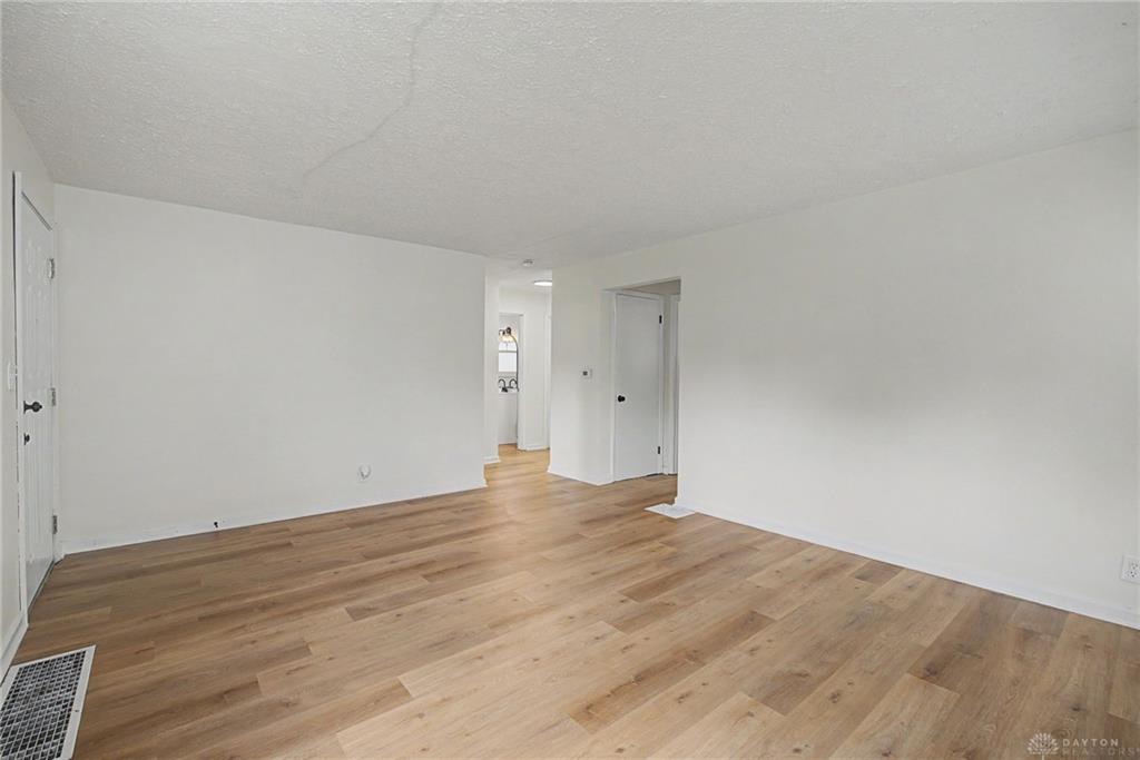 627 Yale Property Photo 10