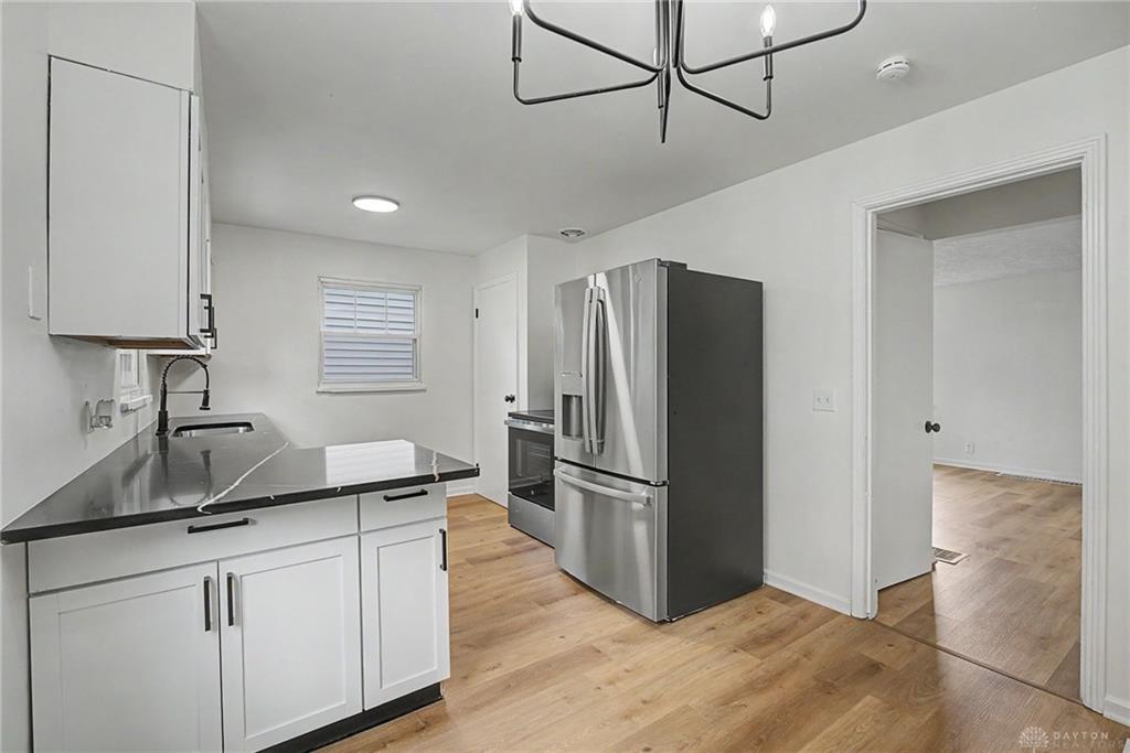 627 Yale Property Photo 13
