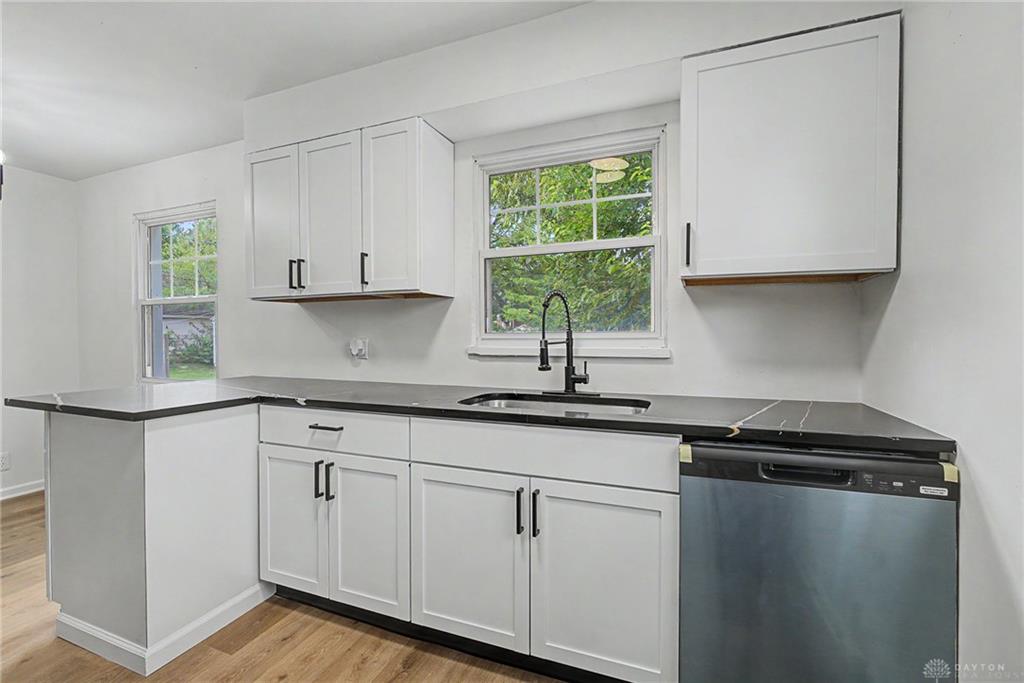 627 Yale Property Photo 15