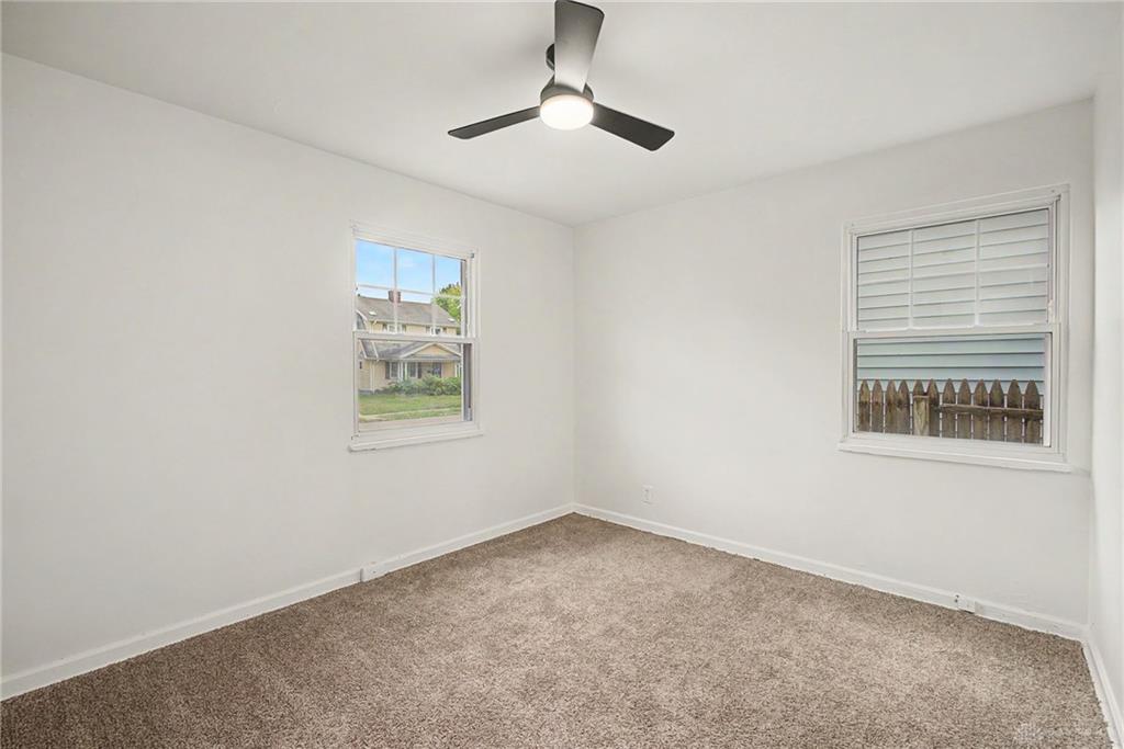 627 Yale Property Photo 18