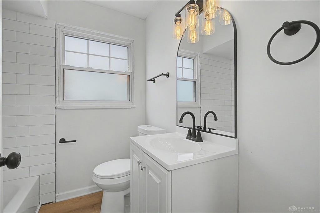 627 Yale Property Photo 21