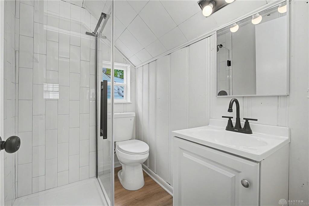 627 Yale Property Photo 32