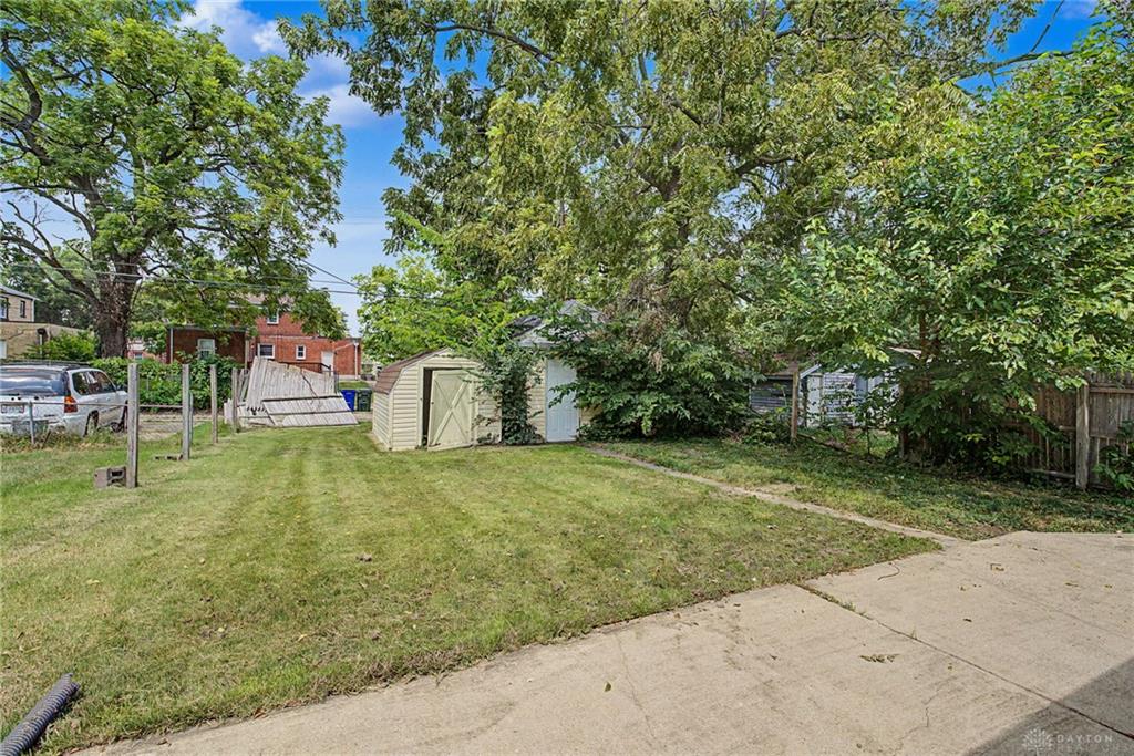 627 Yale Property Photo 41