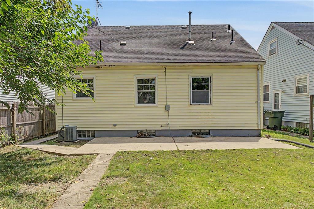 627 Yale Property Photo 44