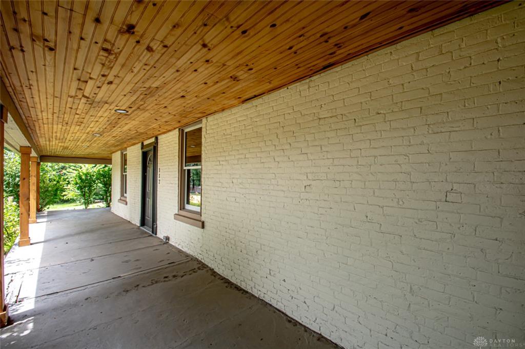 117 Montgomery Property Photo 3