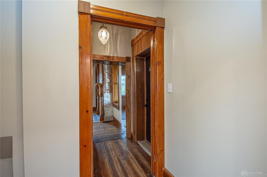 117 Montgomery Property Photo 32