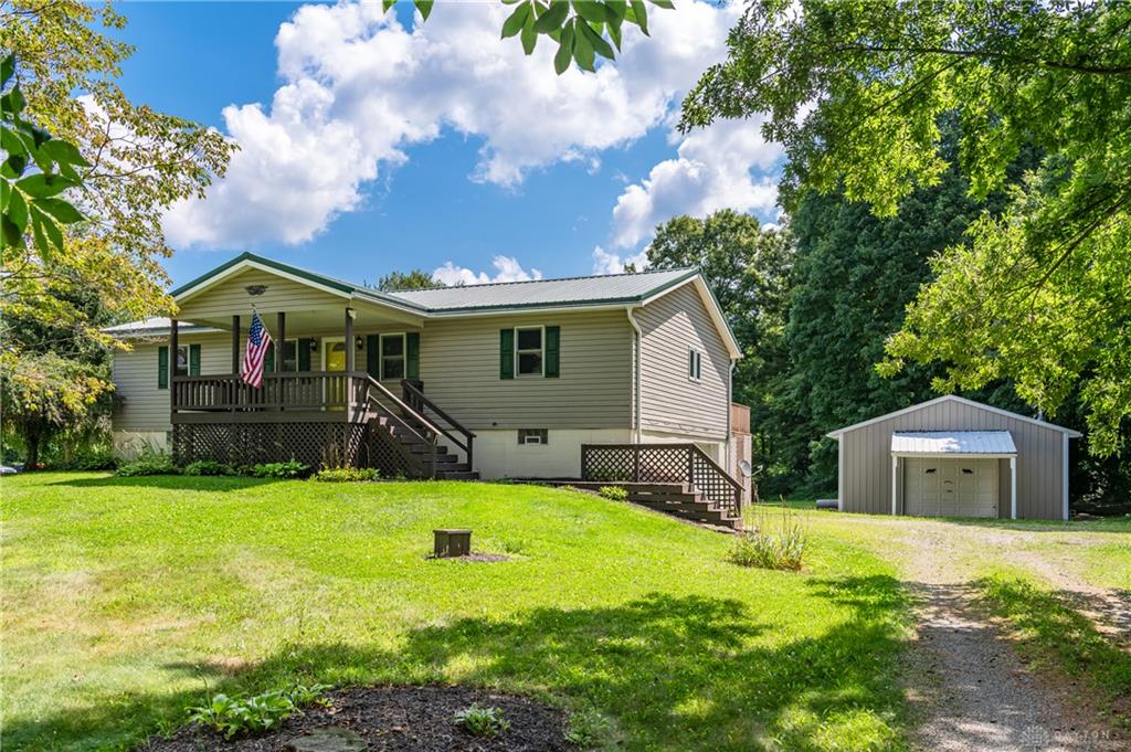 1319 Perry Property Photo 4