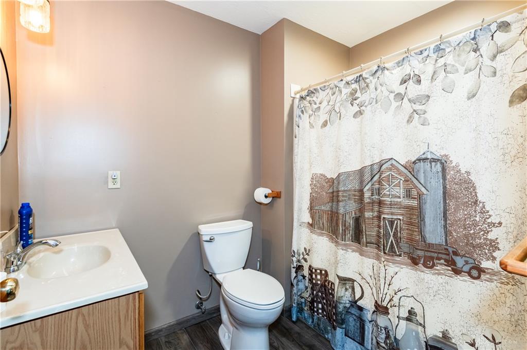 1319 Perry Property Photo 36