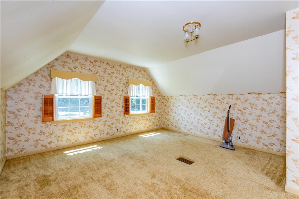 44 Smith Property Photo 25