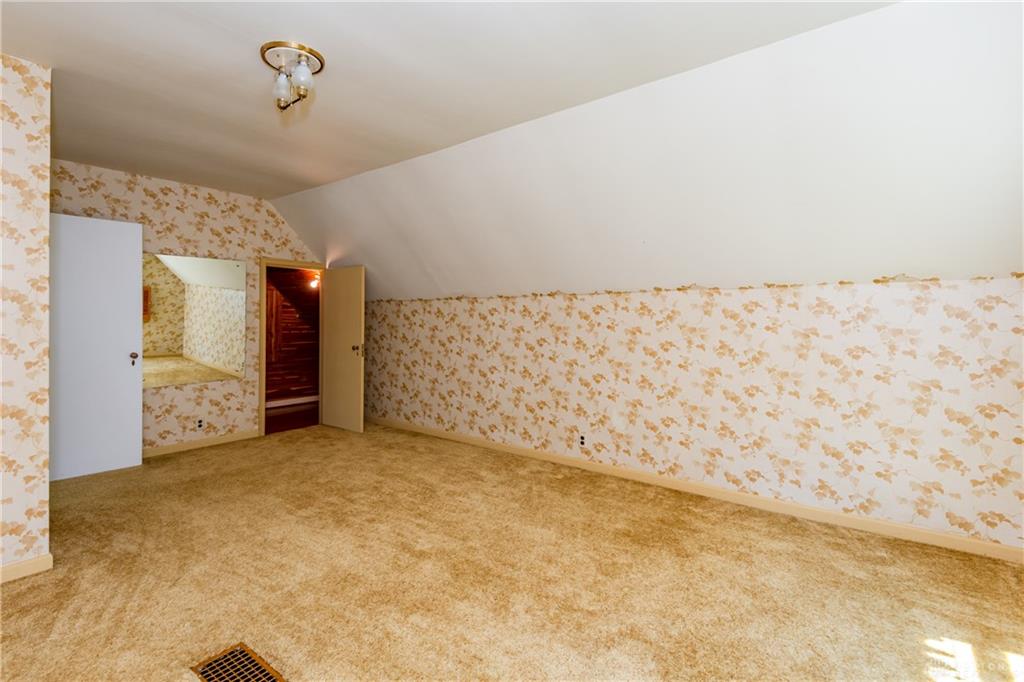 44 Smith Property Photo 27