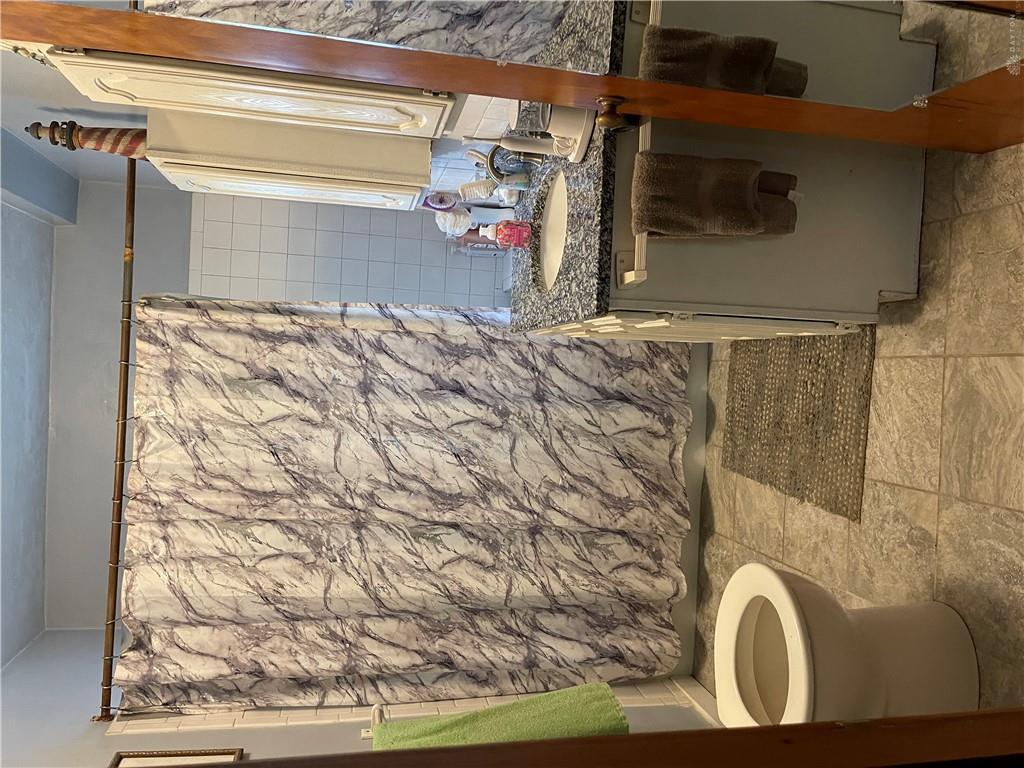 9012 Free Short Property Photo 11
