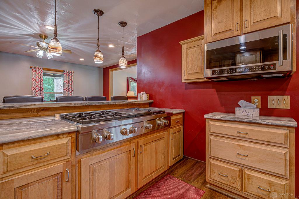 9152 Free Short Property Photo 8