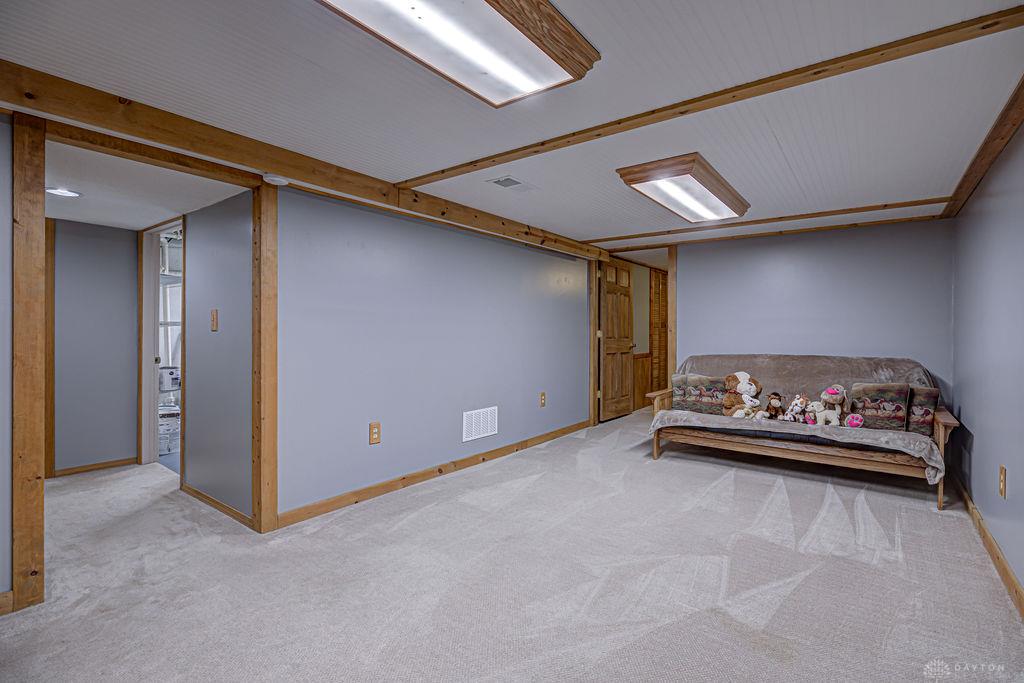 9152 Free Short Property Photo 22