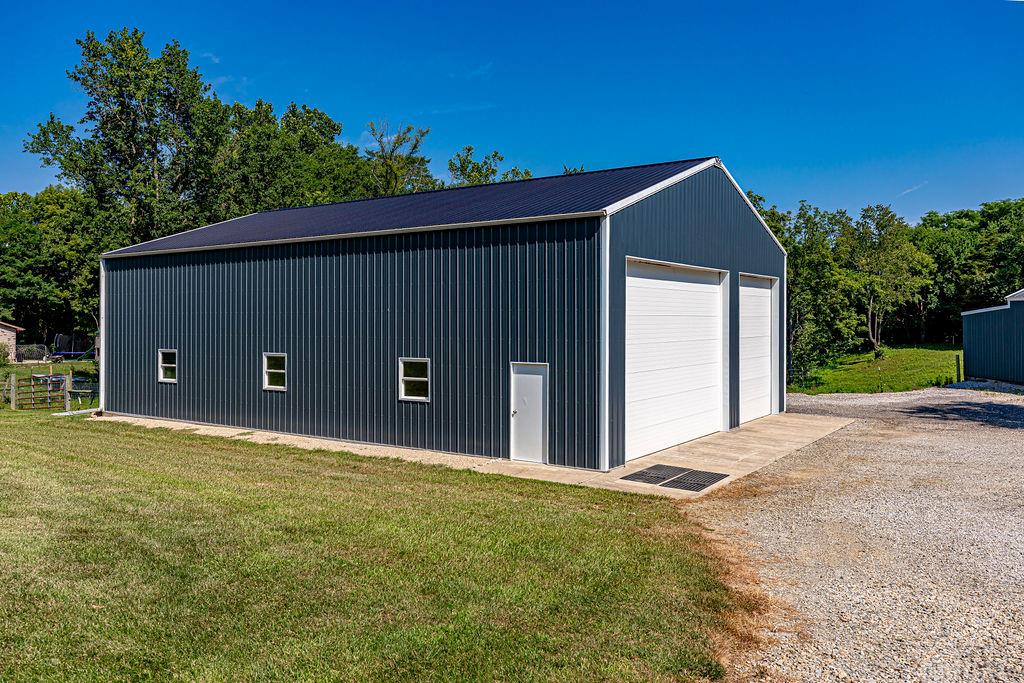 9152 Free Short Property Photo 31