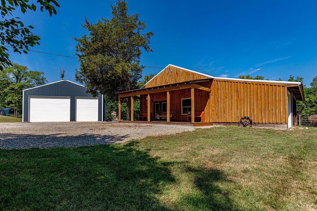 9152 Free Short Property Photo 34