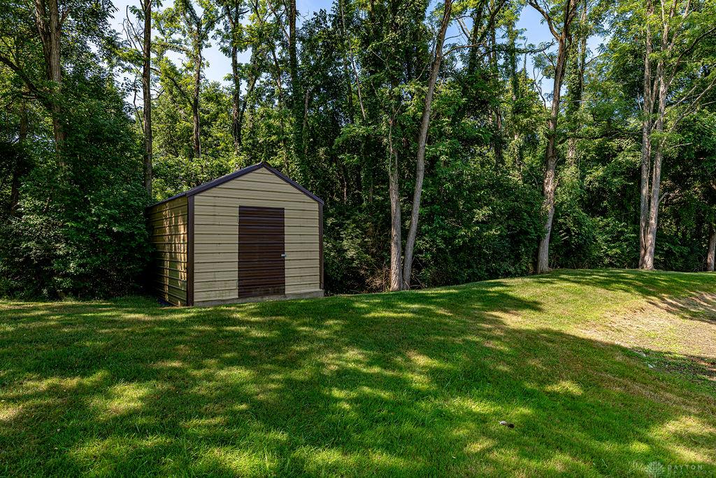 9152 Free Short Property Photo 40