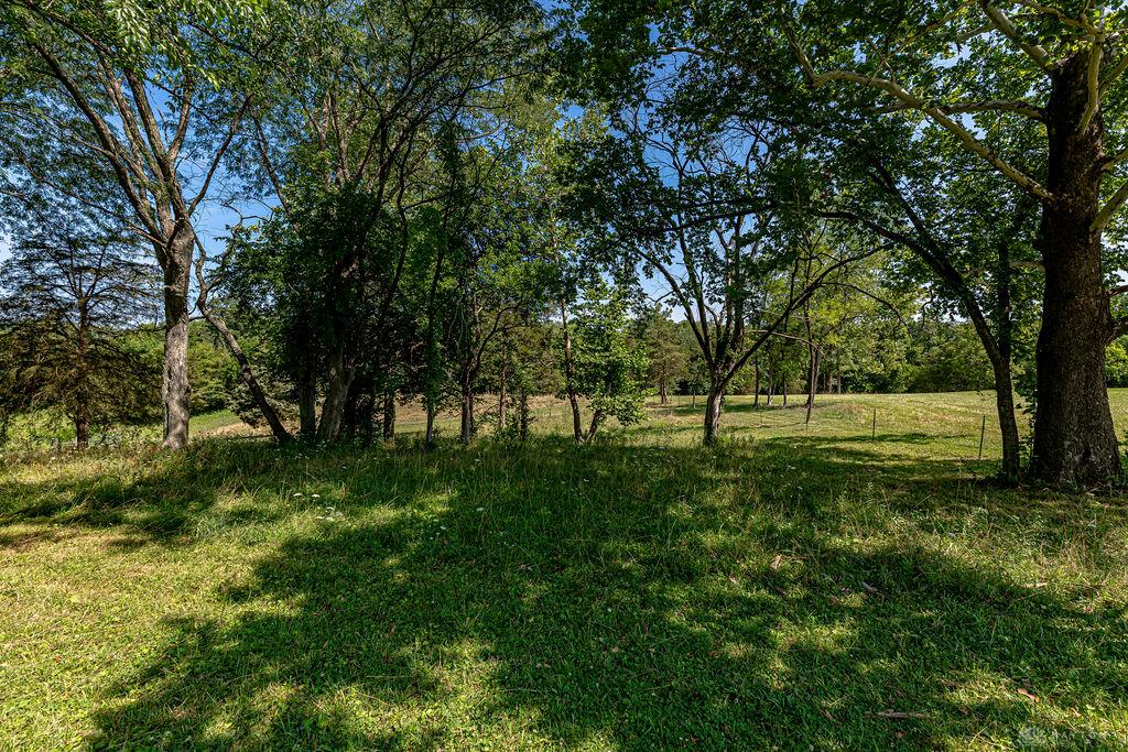 9152 Free Short Property Photo 43
