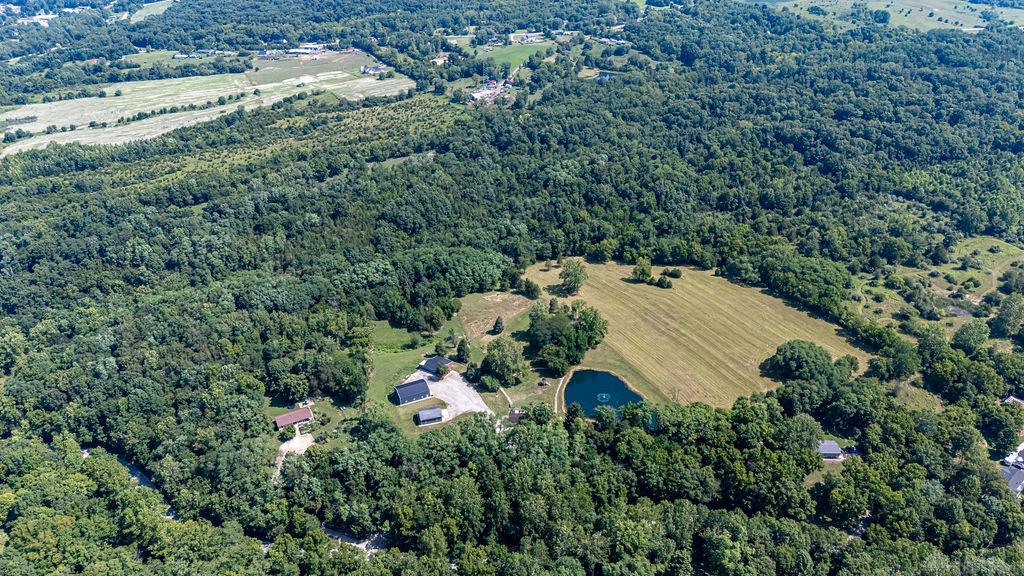 9152 Free Short Property Photo 52