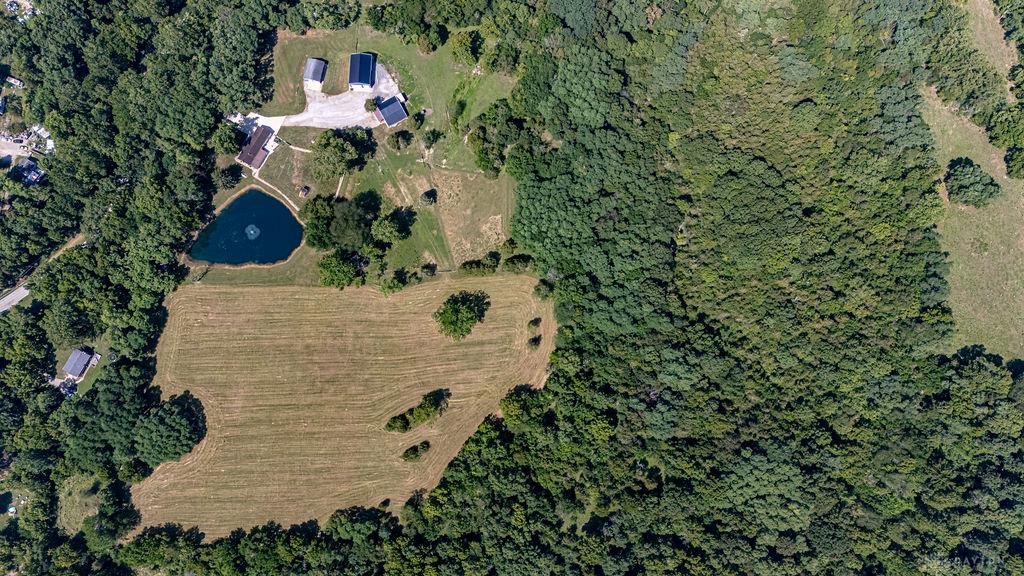 9152 Free Short Property Photo 59