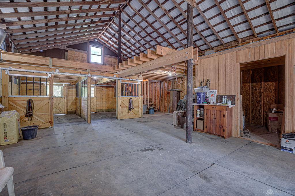 9152 Free Short Property Photo 75