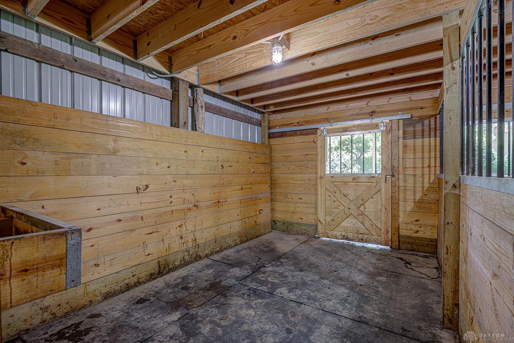 9152 Free Short Property Photo 77