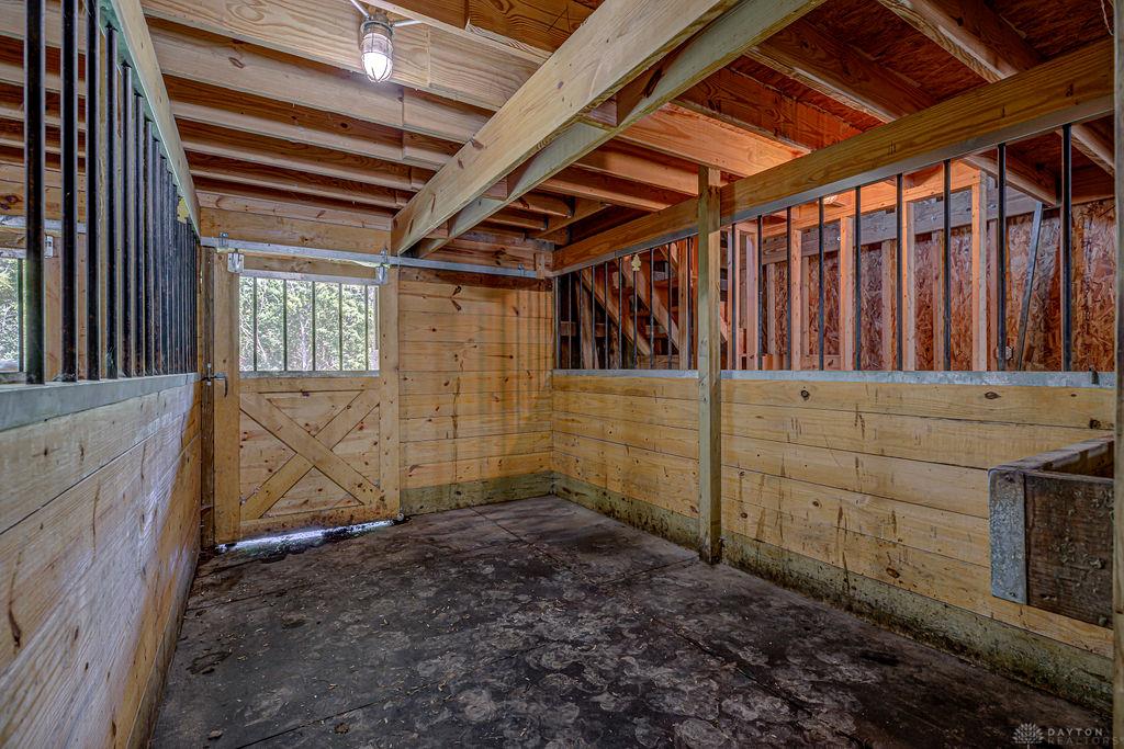 9152 Free Short Property Photo 78