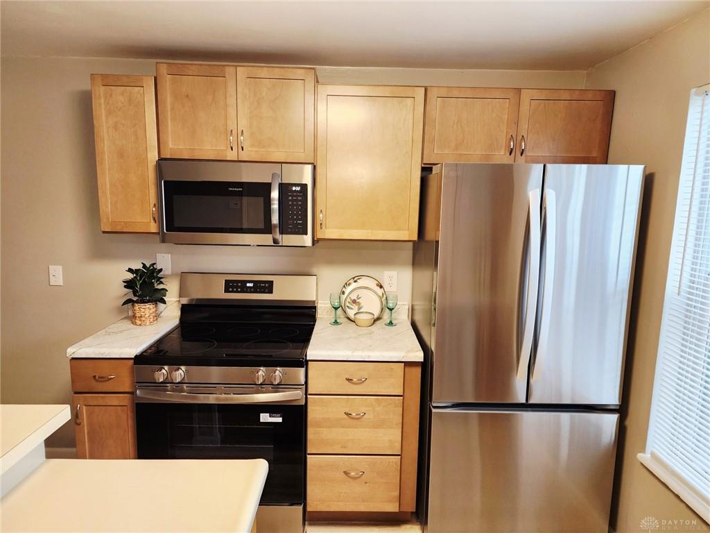 2145 Chapel Property Photo 4