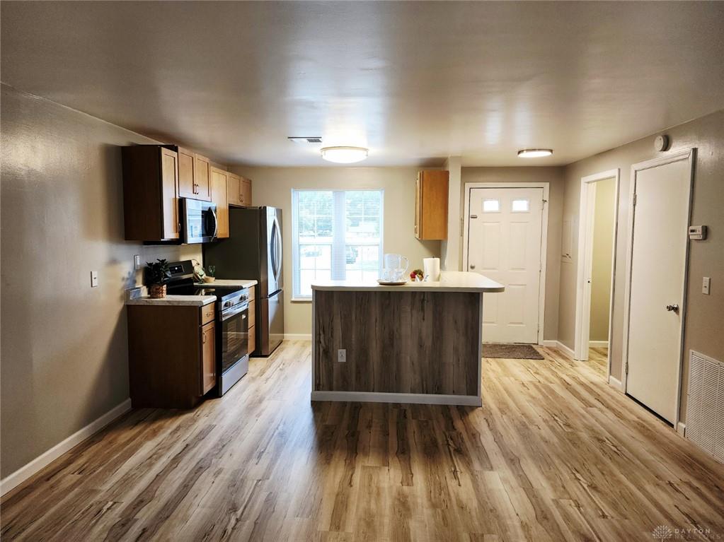 2145 Chapel Property Photo 6