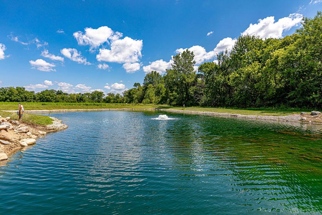 136 Pebble Creek Property Photo 11