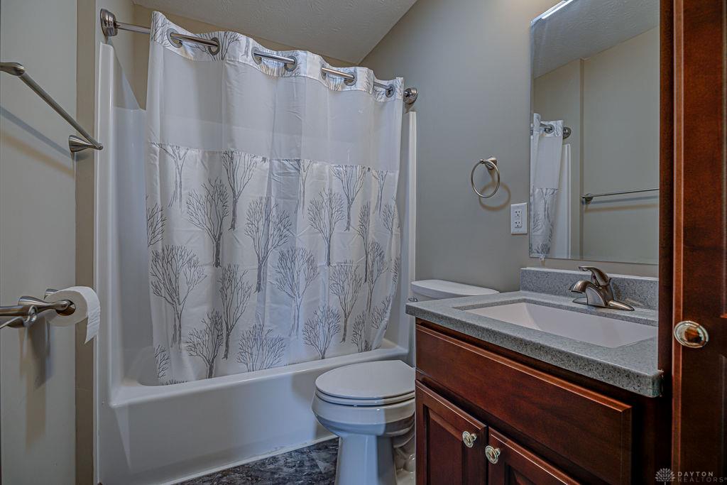 136 Pebble Creek Property Photo 29
